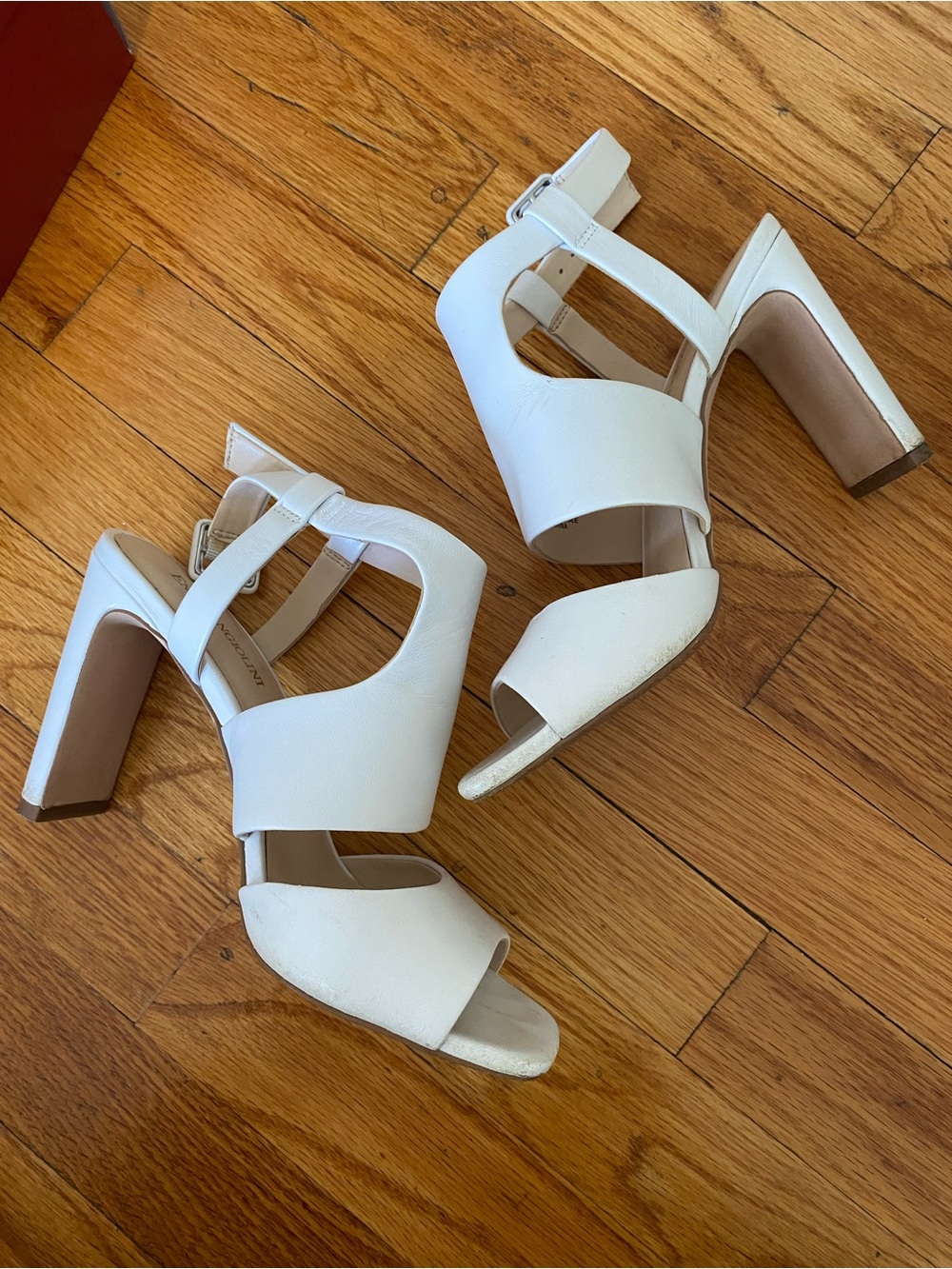 Women’s White Open-Toe Block Heel Sandals